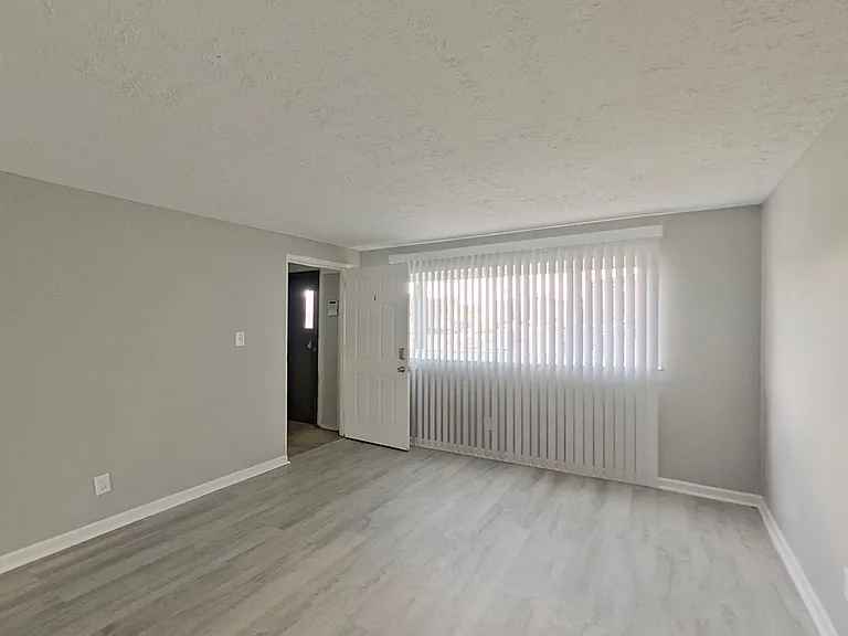3605 Cushing Dr — Photo 10