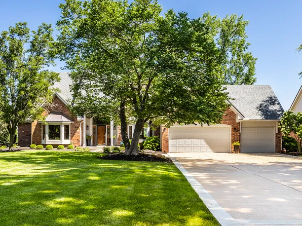 5704 E Fall Creek Parkway North Dr, Indianapolis, IN 46220