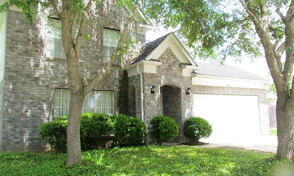 Welcome to 3901 Fernwood Dr.