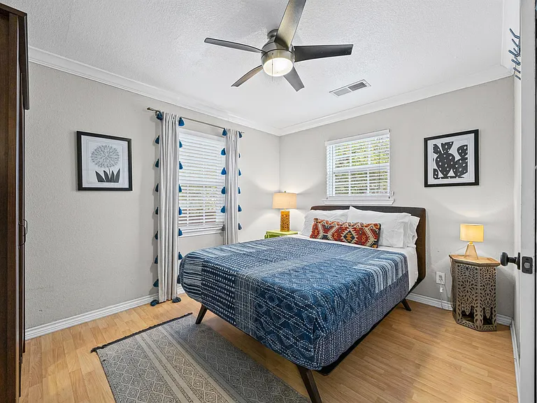 1137 Richardine Ave — Photo 7