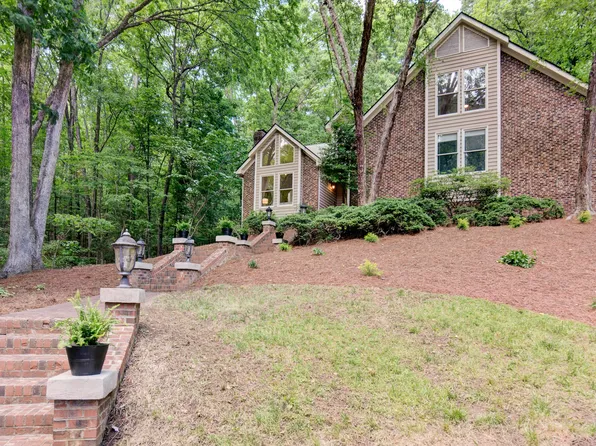 201 Red Bud Ln, Chapel Hill, NC 27514