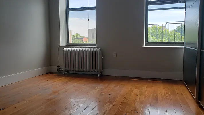 Rented by The Hamilton Group | media 18