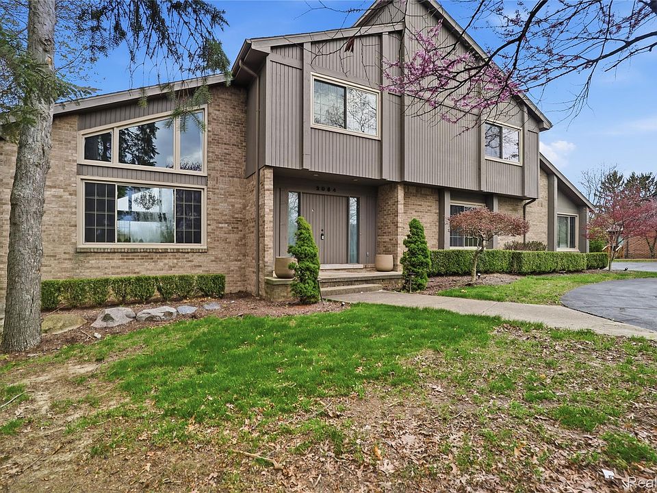 1st image of 2084 Wabeek Hill Ct
