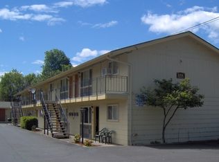 151 Maple St APT 13, Junction City, OR 97448