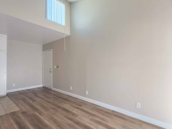 3rd image of 5622 University Ave APT 18
