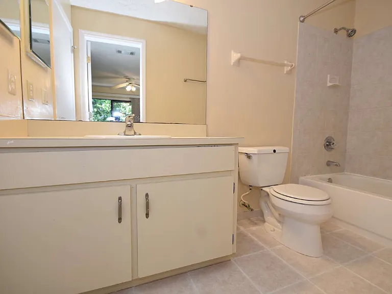 15 Florida Park Dr N #6 — Photo 31