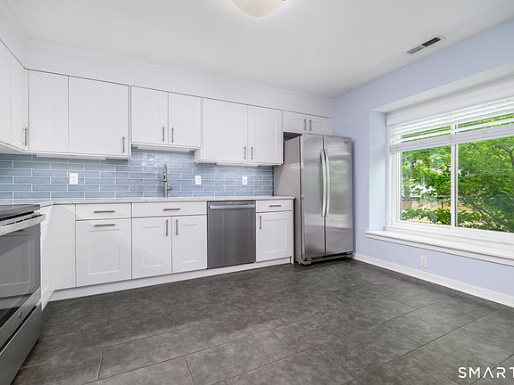 4th image of 71 Aiken Street #O8