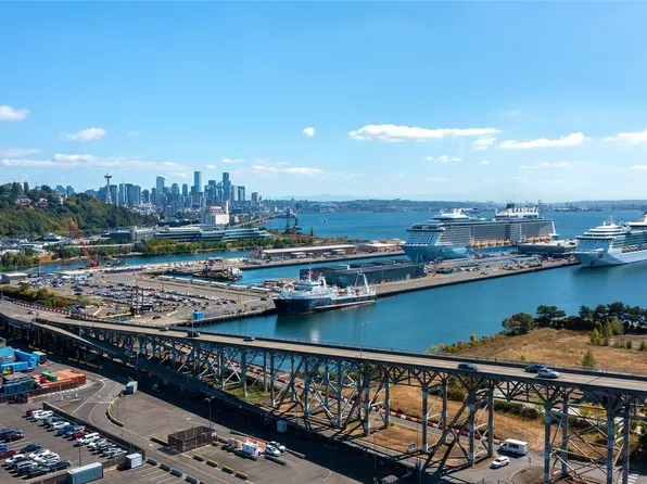 2325 W Plymouth Street, Seattle, WA 98199