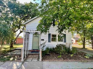 104 S 6th St, Fairfield, IA