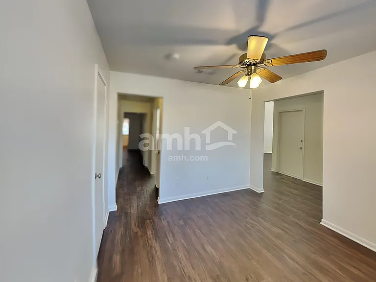 6907 Grant Dr — Photo 7