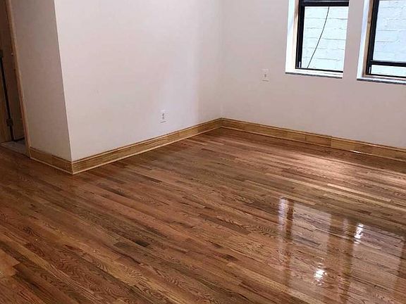 3rd image of 511 W 167th St APT 3D