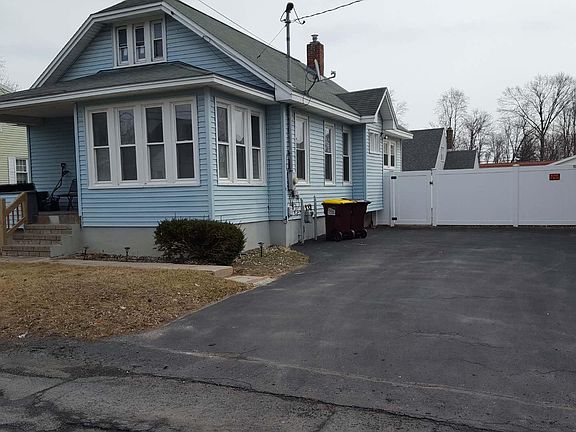 5th image of 11 Rooney Ave