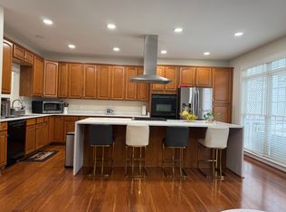 5447 Serviceberry St, Centreville, VA 20120