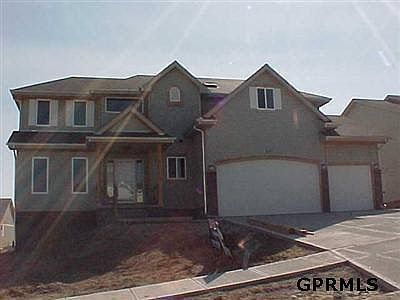 1st image of 607 Douglas Cir