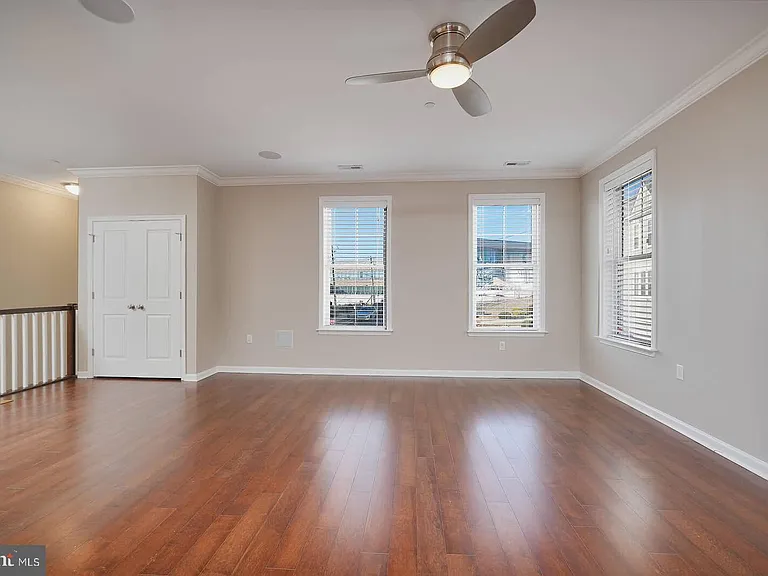 412 Woodcrest Dr SE #412B — Photo 6