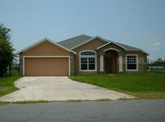 2nd image of 301 Dieppe Pl