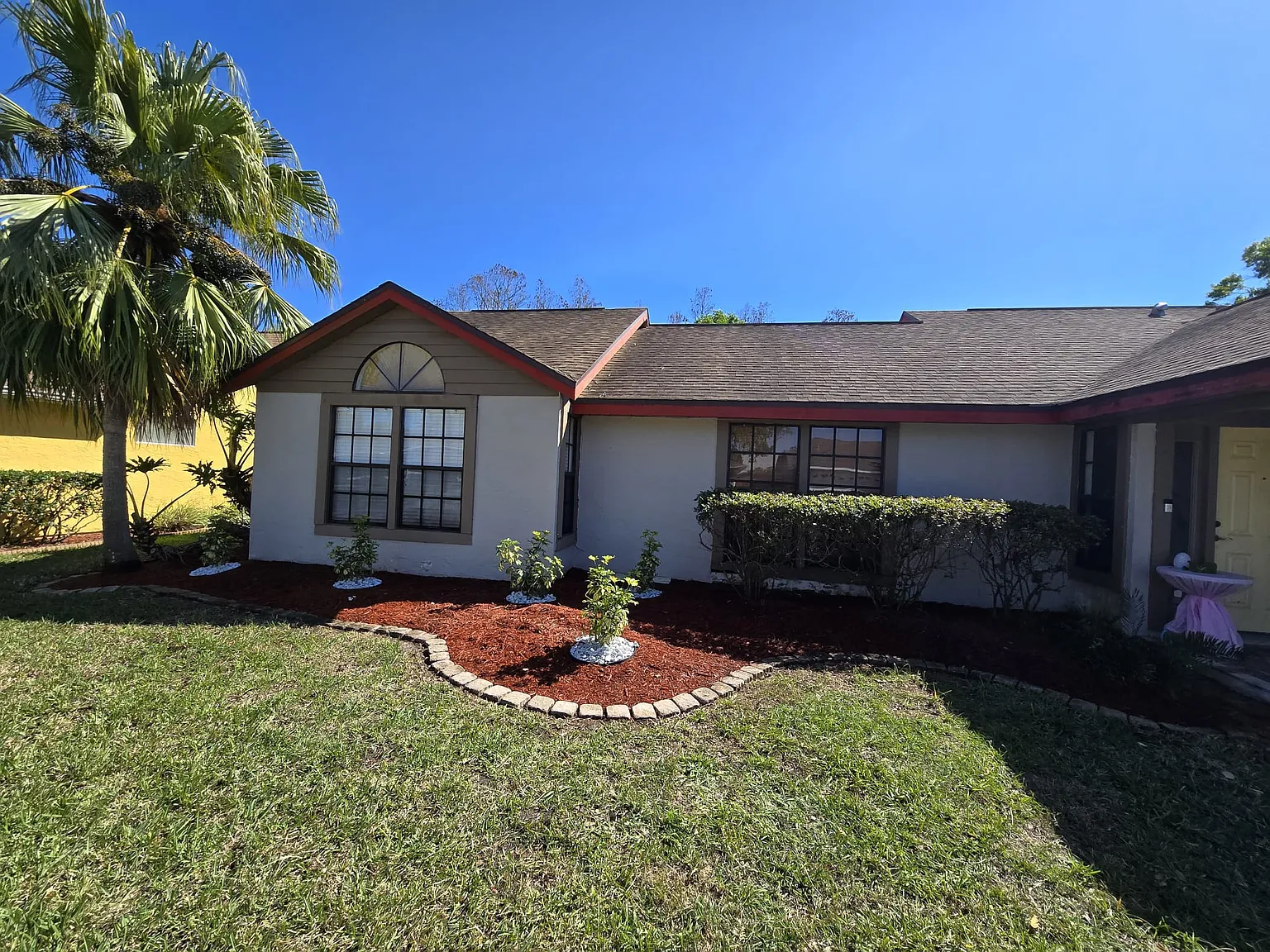 4 bed, 2106 sqft, $2,500 — Photo 1