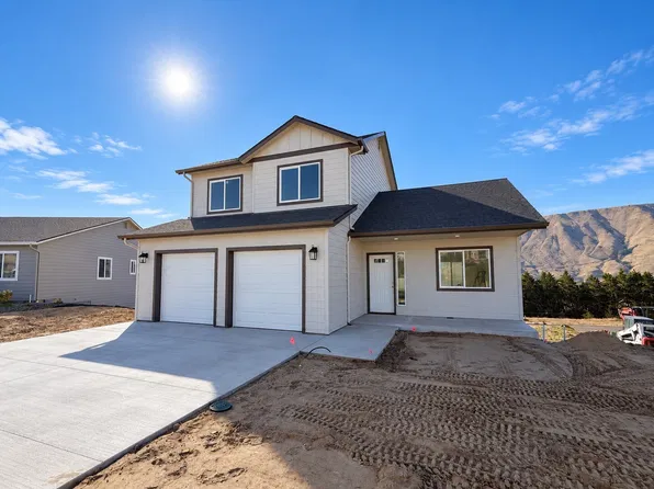 1398 Juno Street SE, East Wenatchee, WA 98802