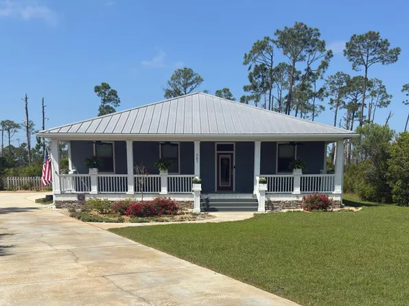 207 Stingray Ln, Port Saint Joe, FL 32456