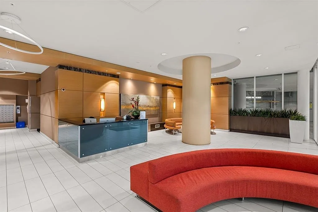 1 bed, 524 sqft, $2,600 — Photo 3
