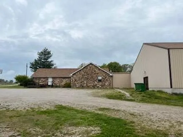 4099 Cravens Road, Macomb, MO 65702