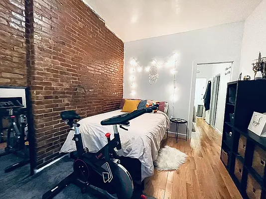 Rented by Ovation Properties, LLC | media 4