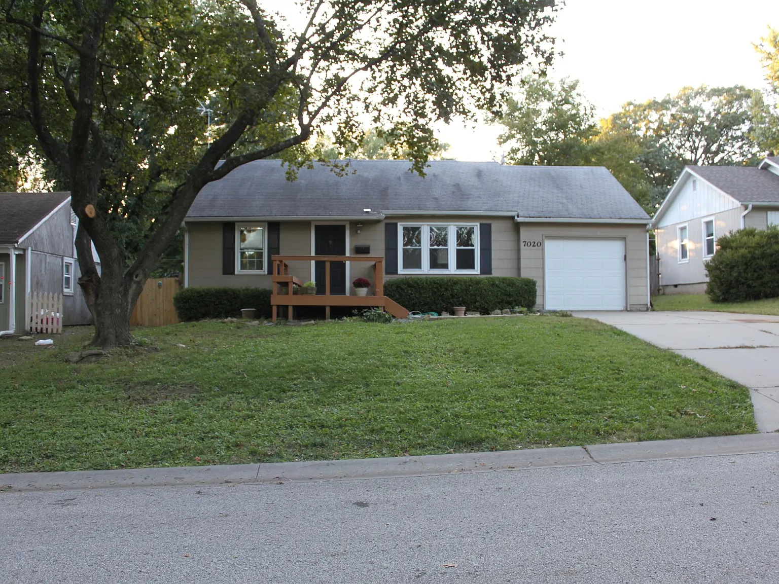 7020 Horton St — Photo 1