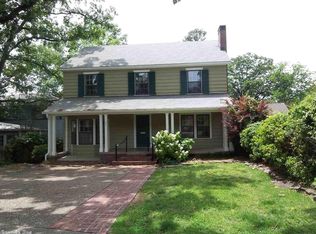 304 Ridgeway Dr, Little Rock, AR 72205