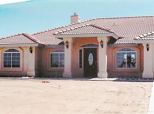 7425 7th St, Phelan, CA 92371