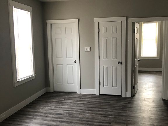 5th image of 791 Starkweather Ave #1