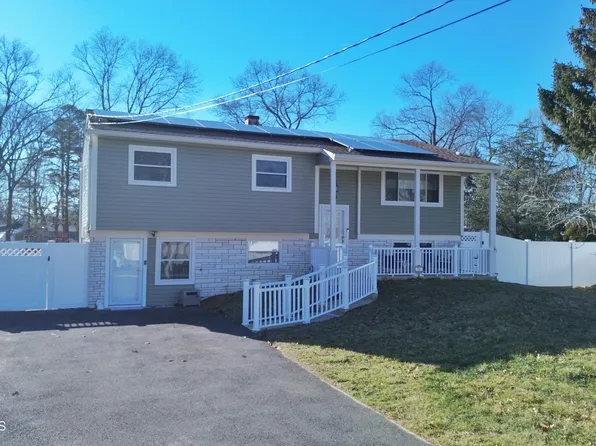 78 Mount Lane, Toms River, NJ 08753
