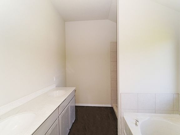 Owner s Bathroom