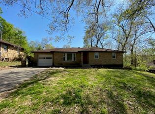 2909 Lear Dr, Cape Girardeau, MO 63701