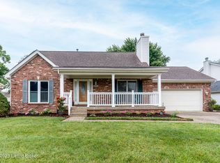 8717 Brittany Dr, Louisville, KY