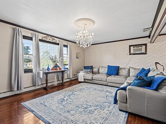 4th image of 65 Miller Ave Floor 2