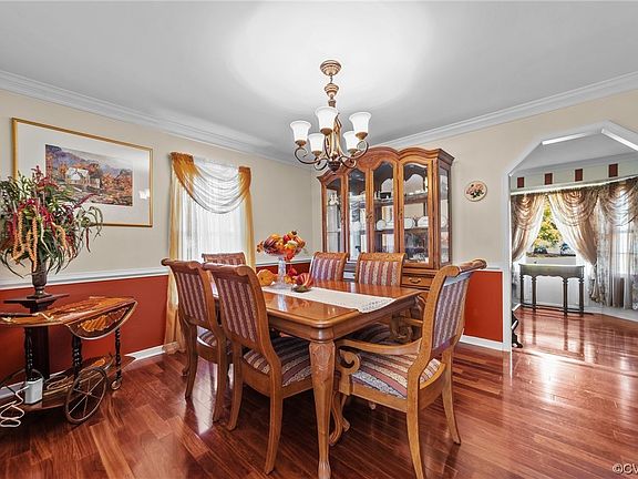 4th image of 24509 Lake Dr