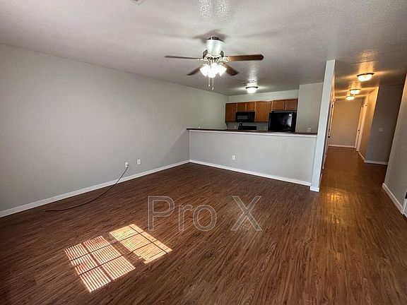 3rd image of 3308 SW Victoria Pl APT 2