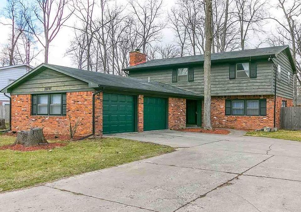 1st image of 2608 W Berkshire Dr