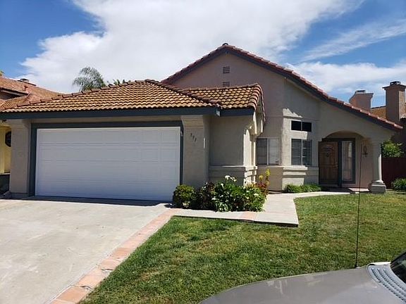 2nd image of 391 Paseo Marguerita