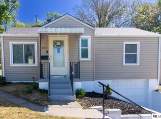 9519 N 31st St, Omaha, NE 68112