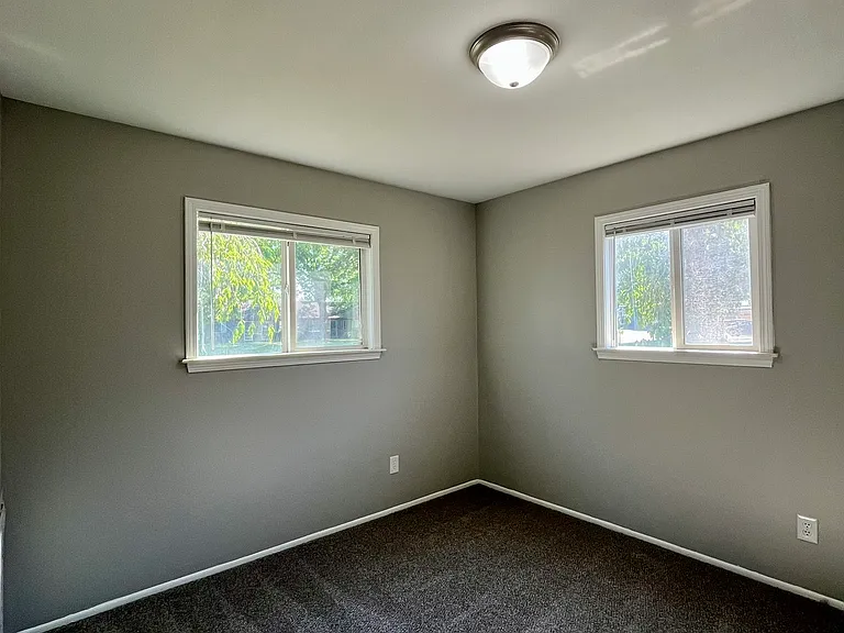 4431 Oakwood Blvd #3 — Photo 8