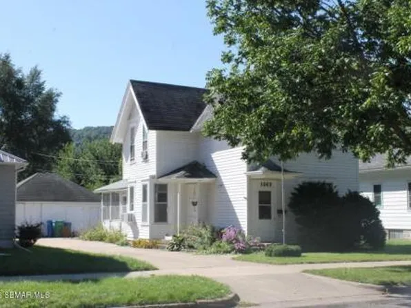 1069 W Howard St, Winona, MN 55987