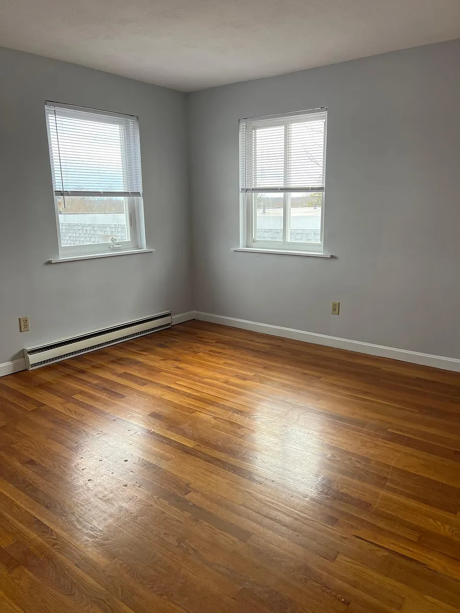 Building Photo - 1 N Howard Ave #7
