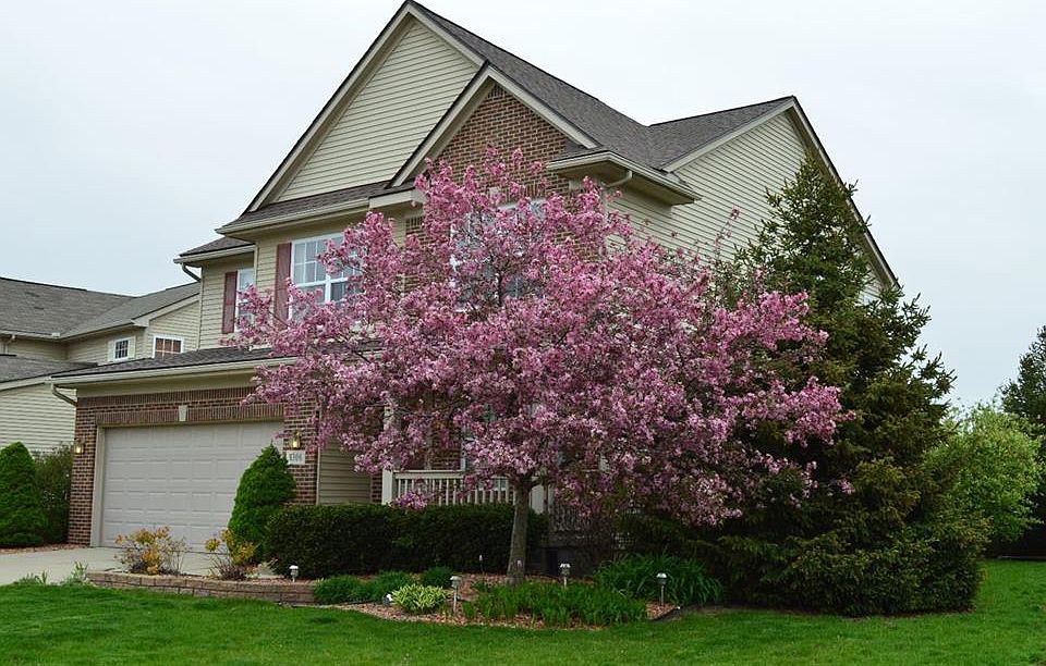 1st image of 8306 N Warwick Ct