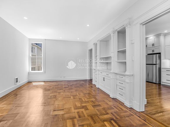3rd image of 1438 Page St APT 5