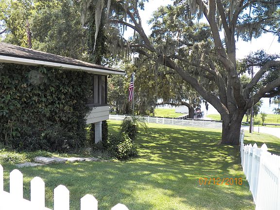 3rd image of 12624 Lakeshore Dr
