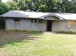 615 12th St, Crowder, OK 74430