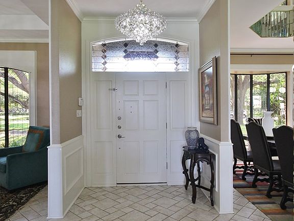 3rd image of 2426 Sendero Ave