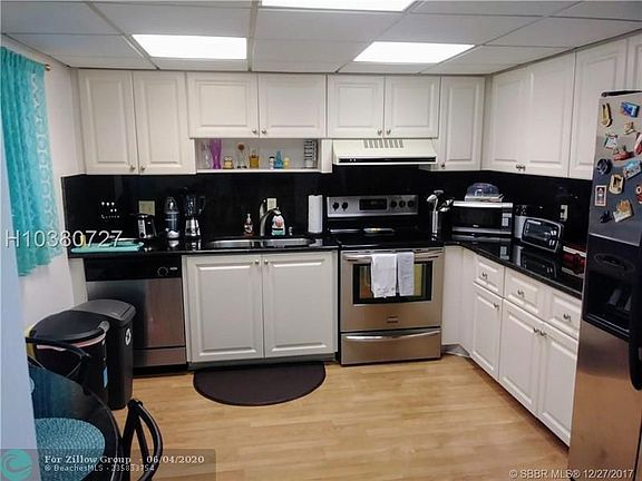 4th image of 120 SW 96th Ter APT 303
