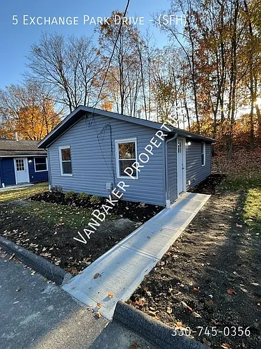 5 Exchange Park Dr Photo 1